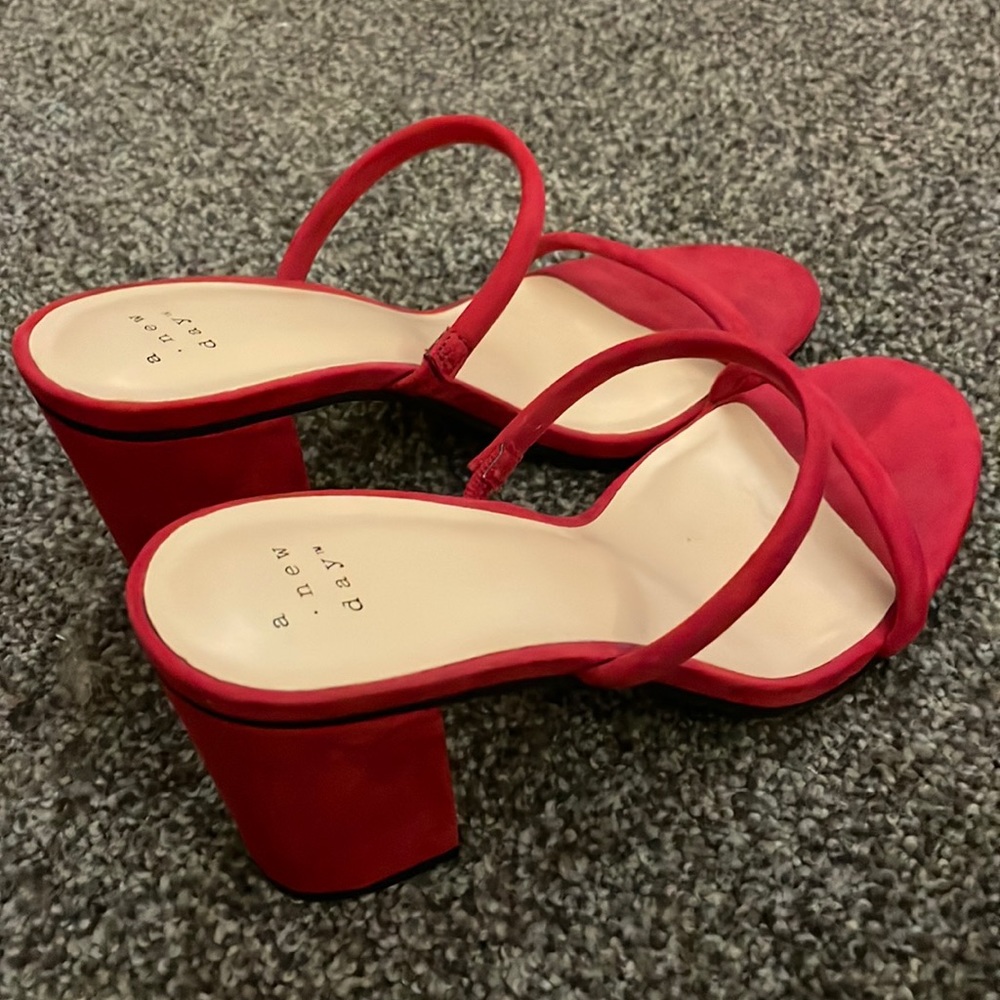 Red heals WORN ONCE